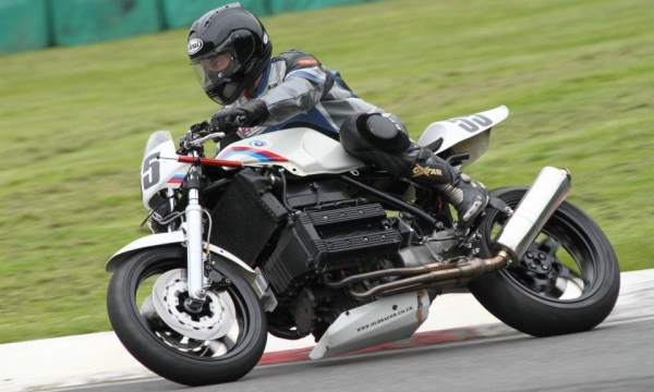Cadwell Park BMW K100